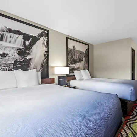 Super 8 By Wyndham Farmington-2