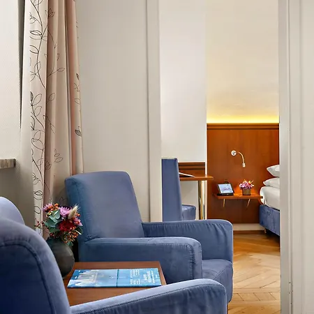 Alpen Hotel Muenchen-2