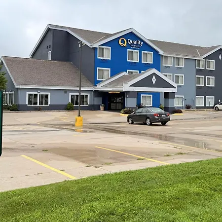 Quality Inn & Suites Bethany-3