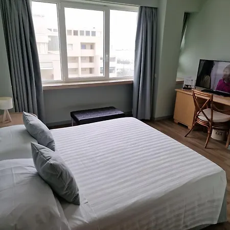 City Hotel-3