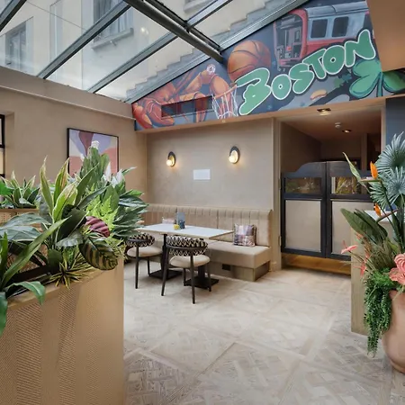 Hilton Garden Inn Dublin City Centre-2