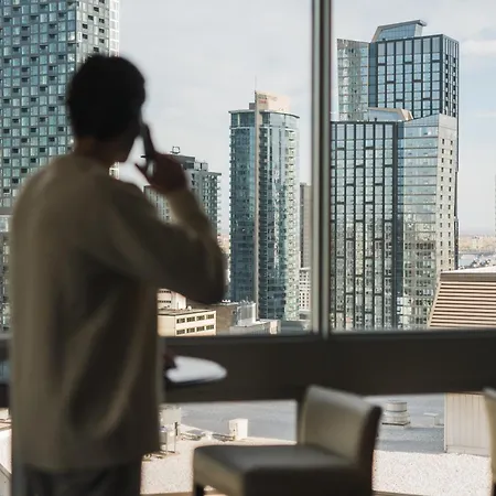 Delta Hotels By Marriott Montreal-2