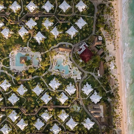 Grand Palladium Select Bavaro-3