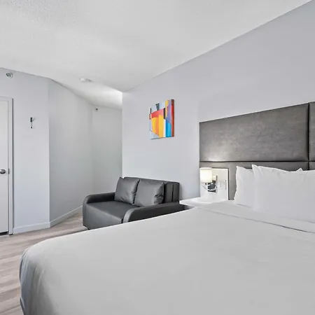 Travelodge By Wyndham Montreal Centre-2