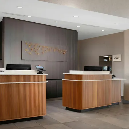 Courtyard By Marriott New Orleans Metairie-2