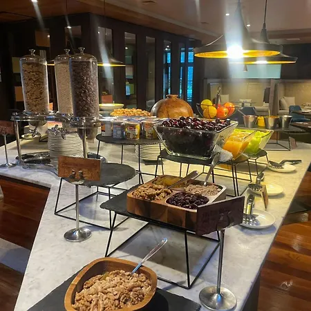 Courtyard By Marriott Puerto Montt-3
