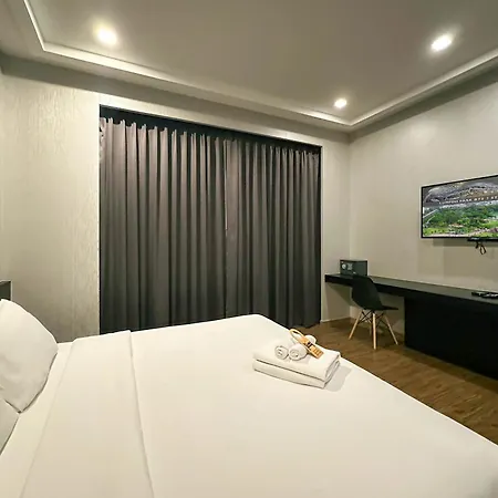 G Boutique Silom Hotel-3