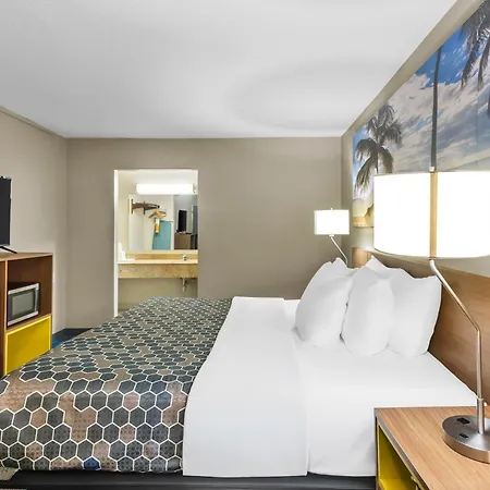 Rodeway Inn Owensboro South-2