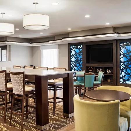 Garner Hotel Liberal North By Ihg-2