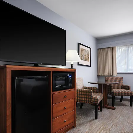 Best Western Plus Hood River Inn-2