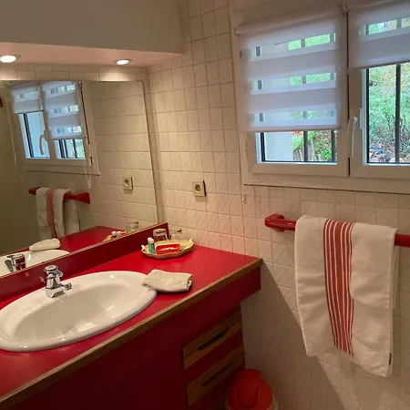 Guest house Maison Iratzean-3