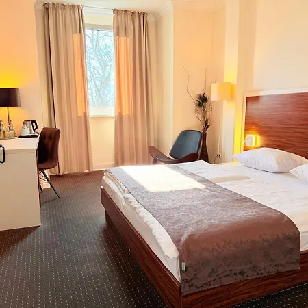 Hotel Excellent-2