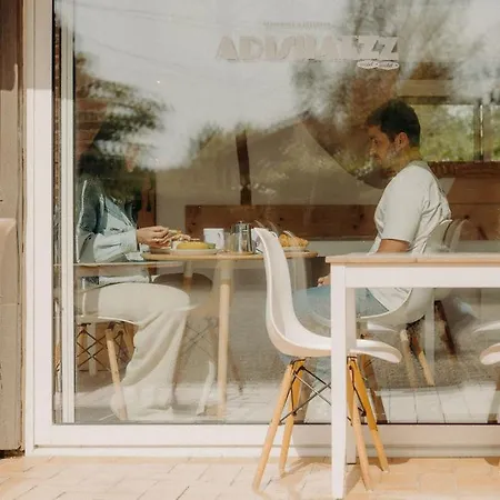 Adishatz Motel-2