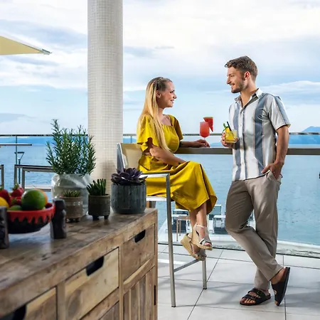 Hilton Rijeka Costabella Beach Resort And Spa-3
