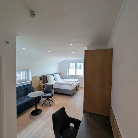 Hotel zur Erholung-3