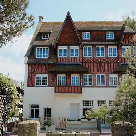 Hotel De La Mer - Blonville Sur Mer-3
