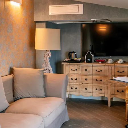 Marina Holiday Hotel & Spa-2