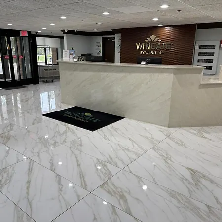 Wingate By Wyndham Livonia-2