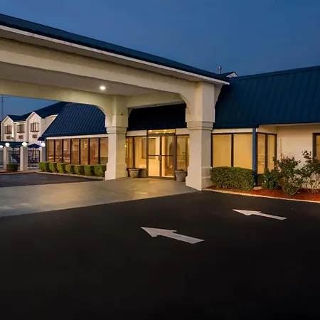 Days Inn By Wyndham Troy-3
