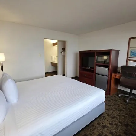 Seagrass Oceanfront Inn-3
