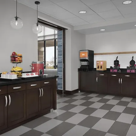 Hampton Inn & Suites Mishawaka/South Bend At Heritage Square-2