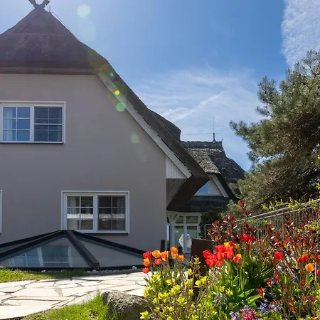 Boutique-Hotel Strandhaus Ahrenshoop-3