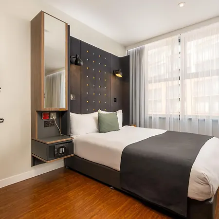 Point A Hotel London Paddington-3
