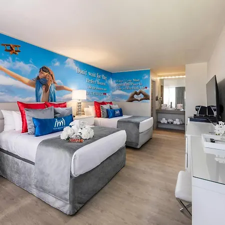 Magic Moment Resort & Kids Club, Dazzler Select By Wyndham-3