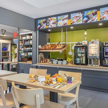 B&B HOTEL Toulon Ollioules-3