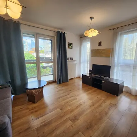 Notabene Wola Apartment-2