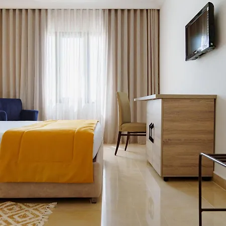 hôtel LE PACHA-2
