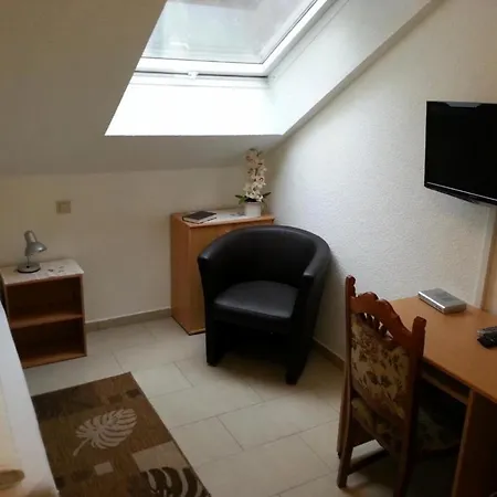 Hotel Am Kamin - Modern Appartements - Free Wifi - Parking-3