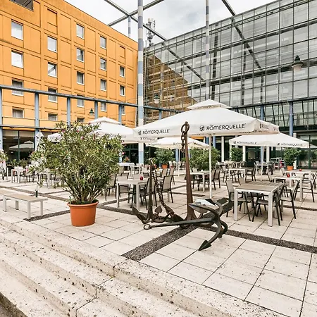 Trans World Hotel Donauwelle-3