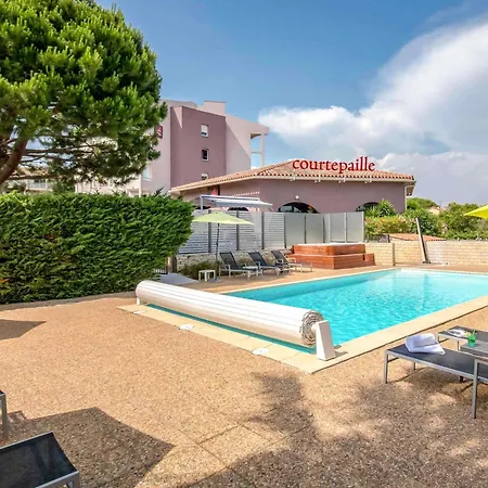 ibis Styles Fréjus St Raphael-3