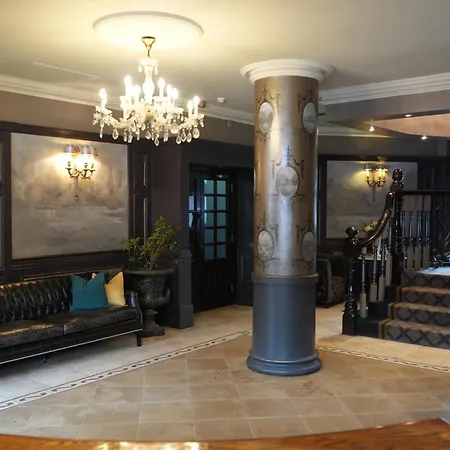 Benedicts Hotel-2