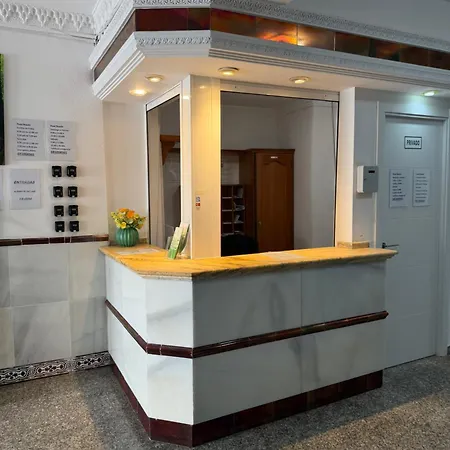 Hostal Nerjasol-3