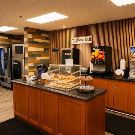 Blaine Town Inn & Suites-3