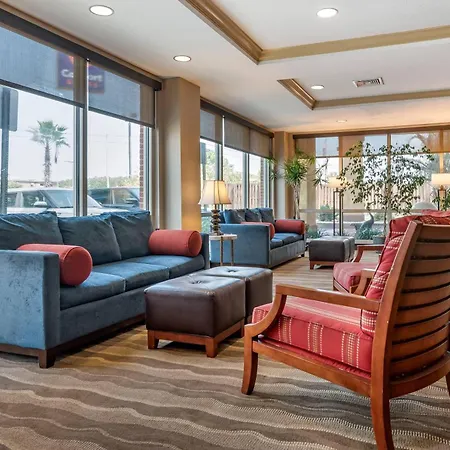 Comfort Suites Biloxi/Ocean Springs-2