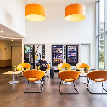 Ibis Budget Brugge Centrum Station-3