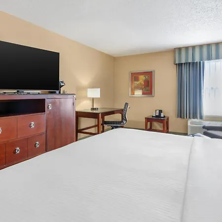 Best Western Plus Inn At Valley View-3