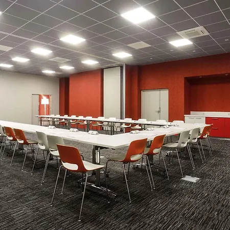 ibis Styles Poitiers Centre-2