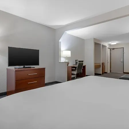 Comfort Inn Fergus Falls-2