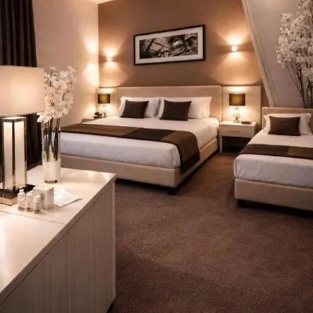 Stelle Hotel The Businest-3