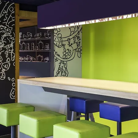 ibis budget Versailles Chateau Saint cyr l'Ecole-3