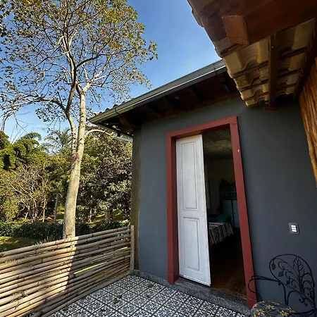 Pousada Casa Das Fontes-3
