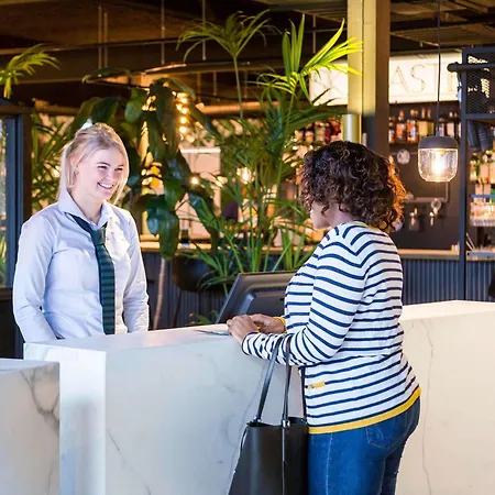 ibis Styles Amsterdam Airport-3