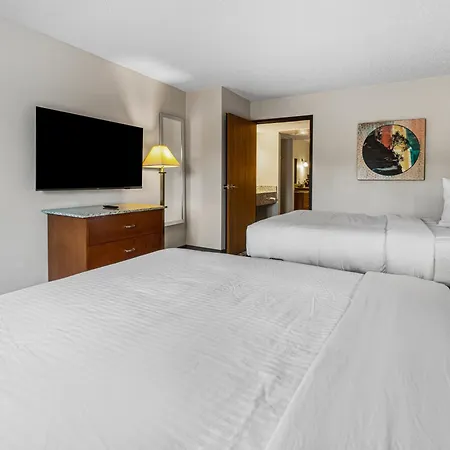 Best Western Ambassador Inn & Suites-3