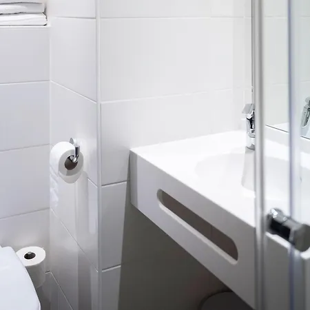 Ibis Budget Oostende Airport-3