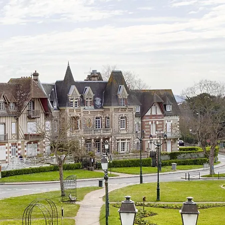 Le Grand Hotel de Cabourg - MGallery Hotel Collection-2