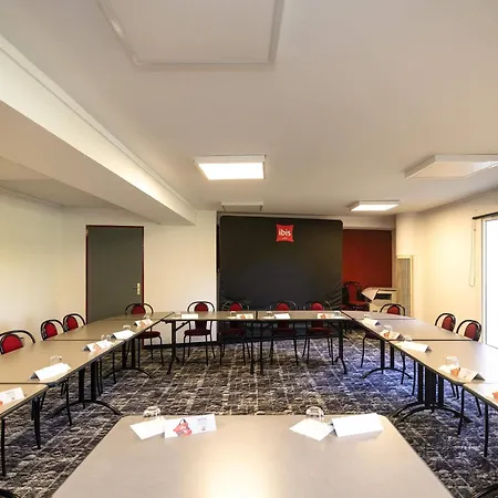 Hotel Ibis Autun-3
